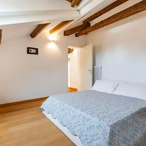 Clock's 2 Bedrooms & 2 Bathrooms & Big Terrace Lido di Venezia